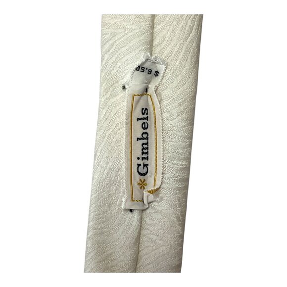 Vintage 1960s–70s Gimbels White Jacquard Wide Tie 55x4 w/ Embroidered Crest - Picture 2 of 5